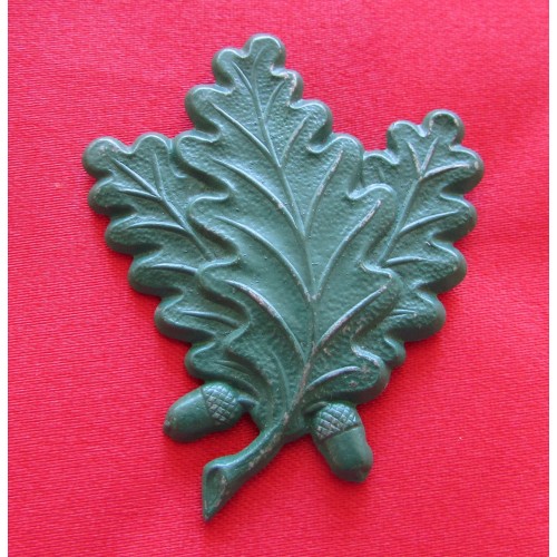 Oakleaf Pin