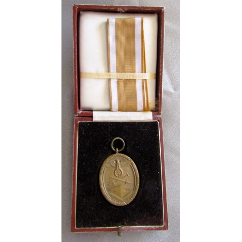  Cased West Wall Campaign Medal 