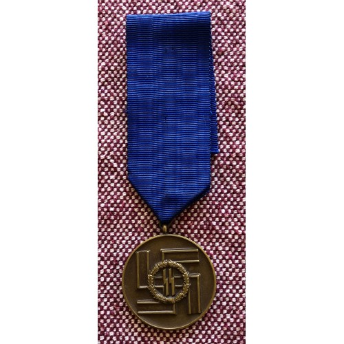 SS 8 Year Long Service Medal