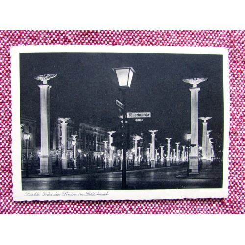 Berlin Unter den Linden im Festschmuck Postcard # 5964