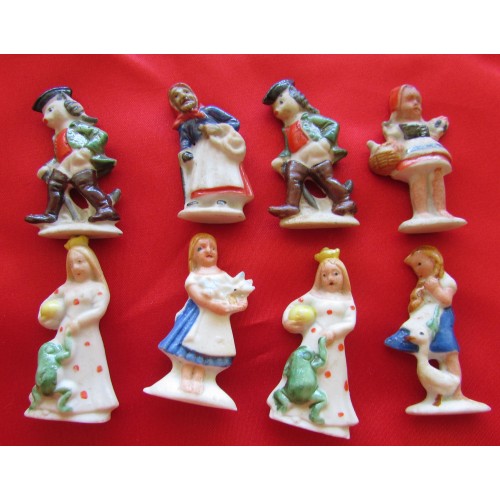 WHW Porcelain Figures # 6052