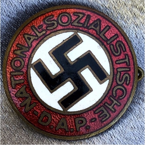 NSDAP Membership Badge   # 6203