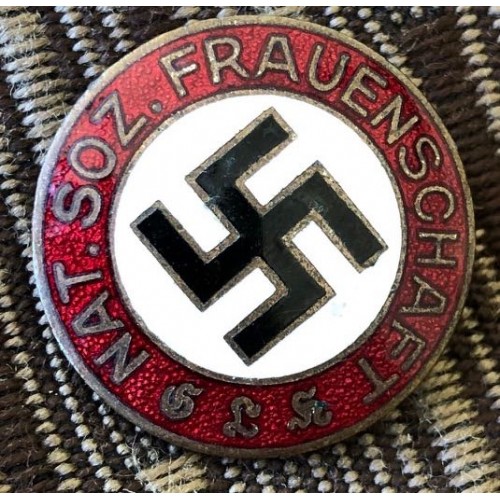 Nat. Soc. Frauenschaft G.L.H. Badge