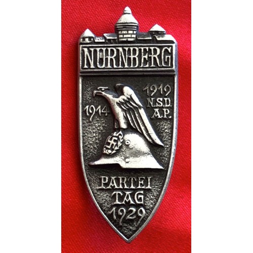 Nürnberg Party Day 1929 Badge # 6490