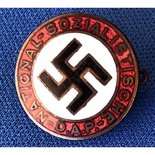Parteiabzeichen NSDAP Badge # 6495