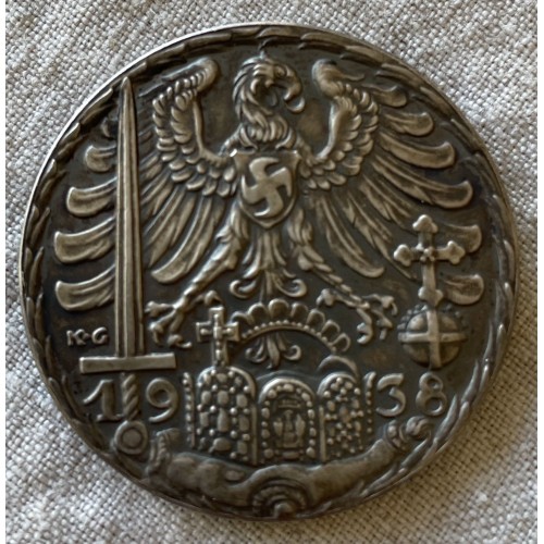 1938 Des Reiches Kronzier in des Reiches Mitte Medallion # 7873
