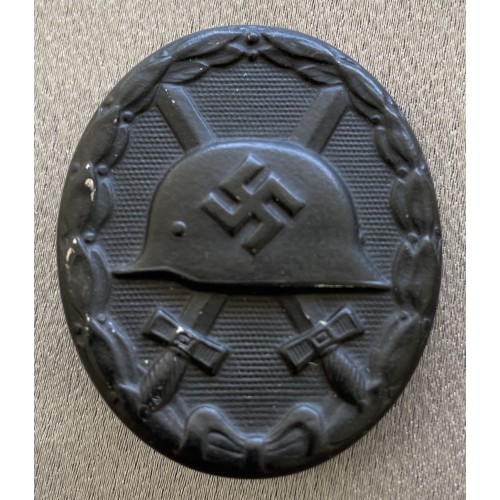 Black Wound Badge 