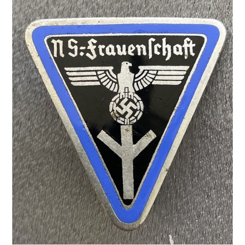 Frauenschaft Badge