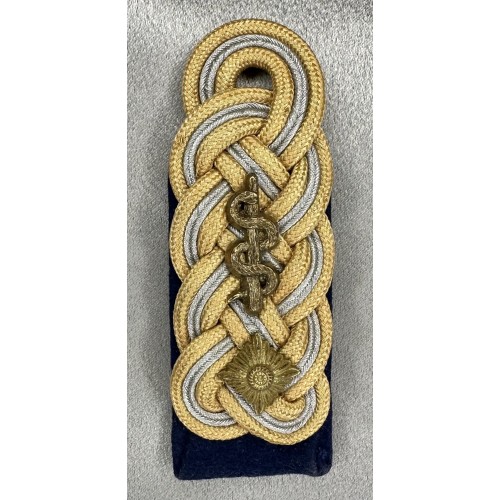 Medical Generals Shoulder Board