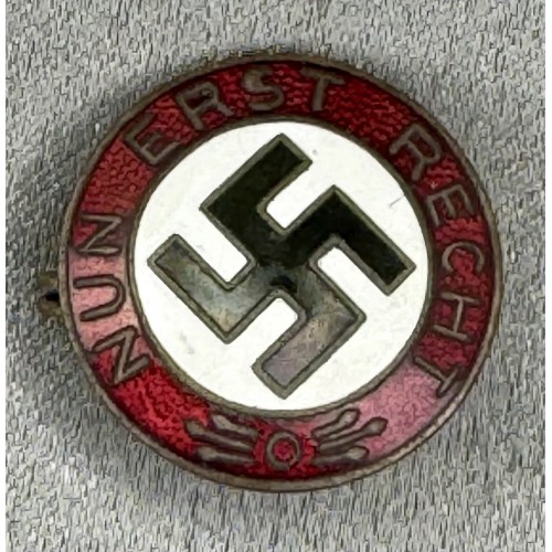 Nun Erst Recht Badge # 8304