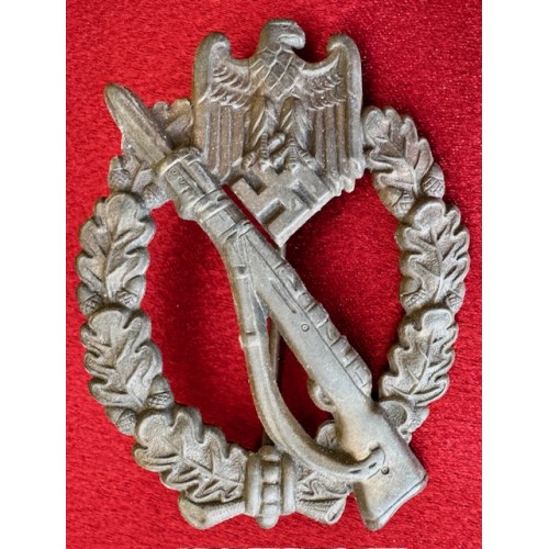 Infantry Assault Badge in Bronze