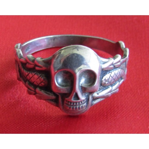 Skull Ring # 5133