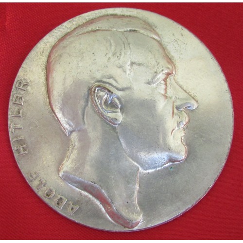 Hitler Medallion # 5225