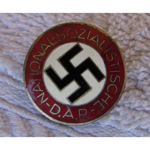 NSDAP Member Lapel Badge 