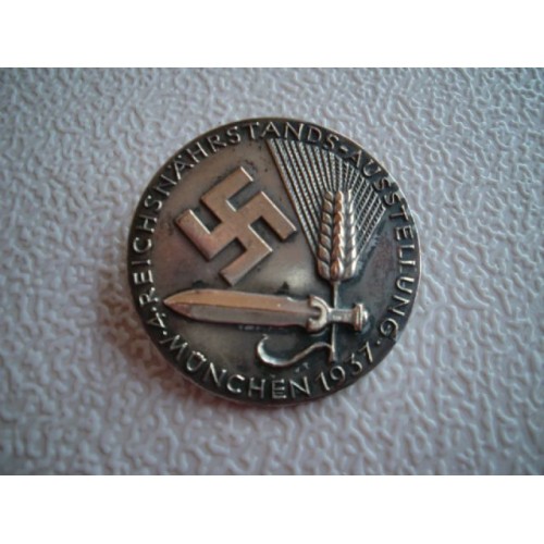 Reichsnahrstand Pin # 1026