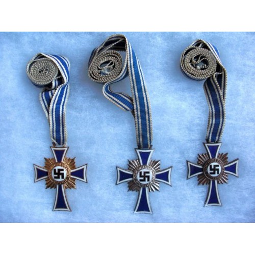 Mother's Crosses # 1049