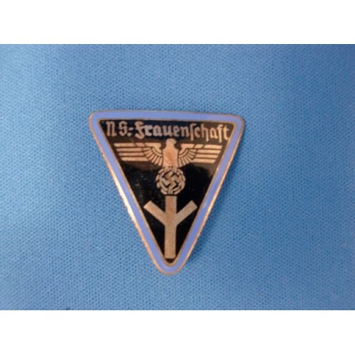 NS Frauenschaft Badge # 1140