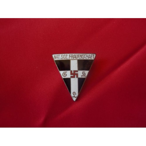 NS Frauenschaft Badge # 1704