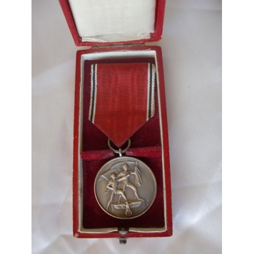 Austria Entry Medal; Cased  # 1712