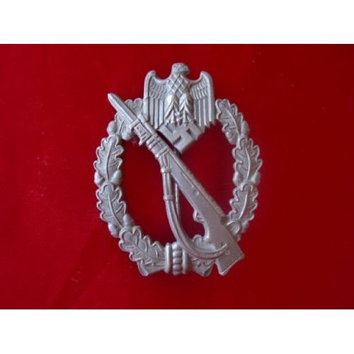 Infantry Assault Badge # 1885