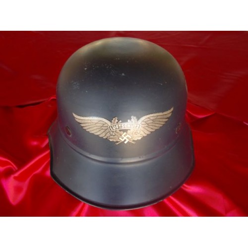 Luftschutz Helmet # 2043