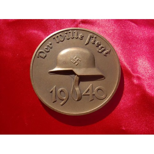 Der Wille Siegt 1940 Medallion