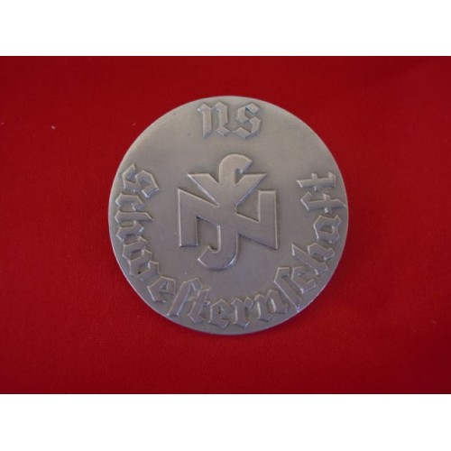 NSDAP Schwesternschaft Badge # 2219
