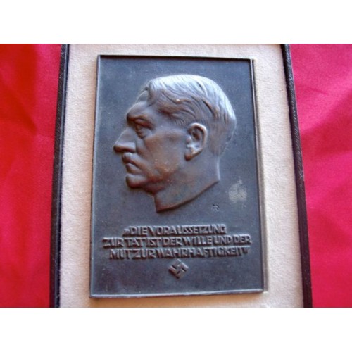 Führer Plaque. cased. # 2979