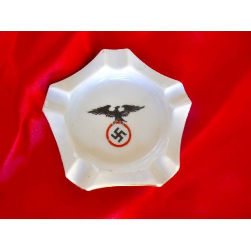 NS Ashtray  # 2981