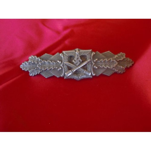 Close Combat Clasp, Silver   