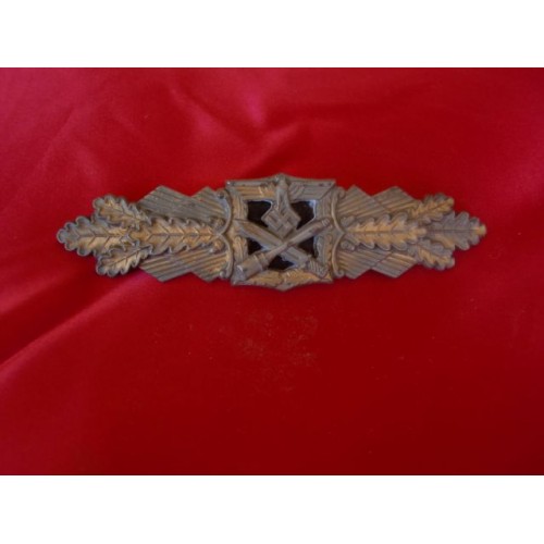 Close Combat Clasp, Bronze # 3239