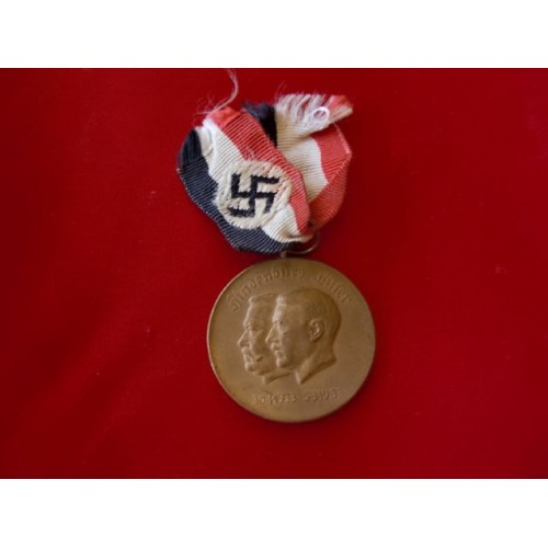 Hindenburg Hitler Medal # 3242