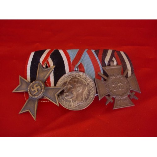 3 Medal Bar