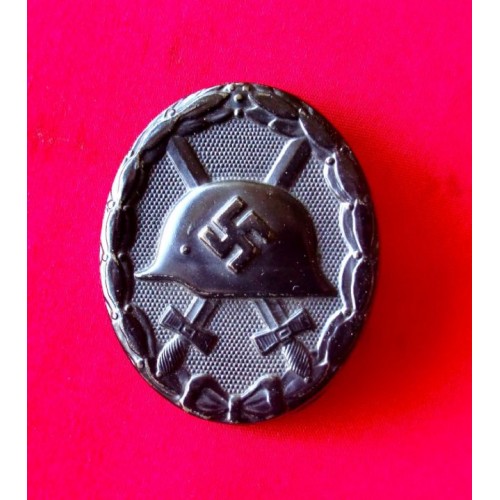 Black Wound Badge # 3338