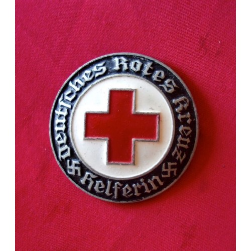 Deutsches Rotes Kreuz Helferin Badge # 3340