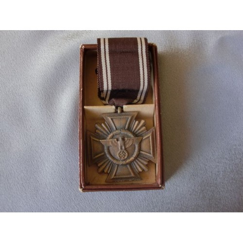 NSDAP 10 Year Long Service Medal    # 3492