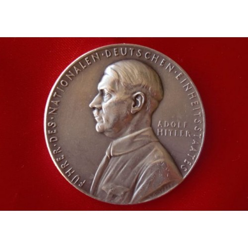 Hitler Medallion # 3647
