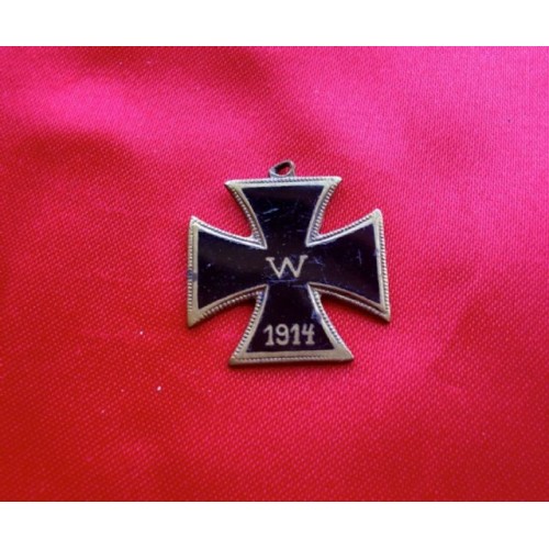 WWI Iron Cross Commemorative Pin  # 3820