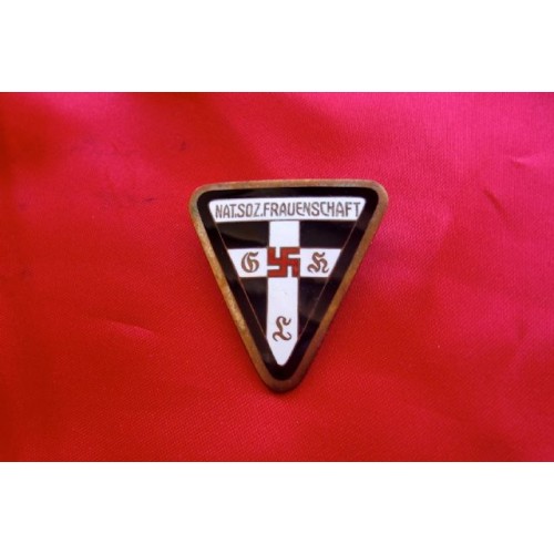 NS Frauenschaft Badge  # 3855