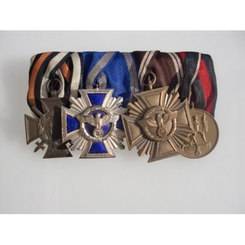 4 Medal Bar