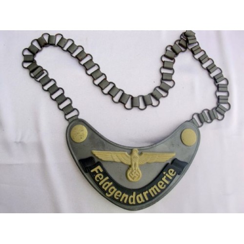 Heer Feldgendarmerie Gorget  # 3912