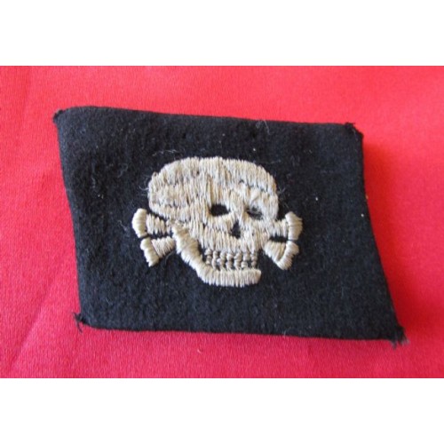 SS EM/NCOs Totenkopf Collar Tab 