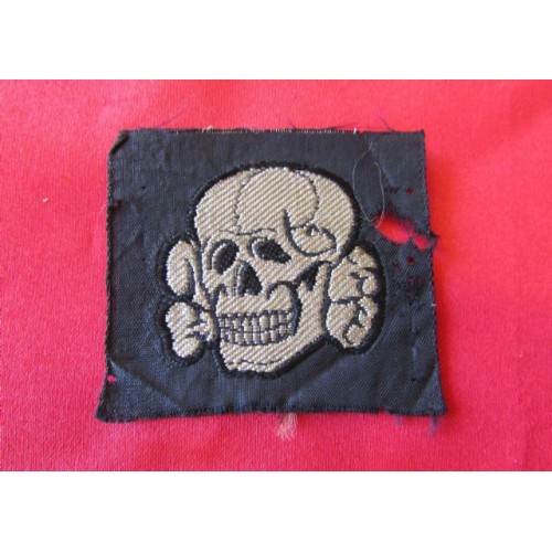 SS Totenkopf BeVo Skull # 4122