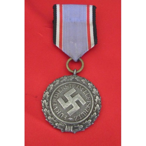 Air Defense Luftschutz 2nd Class Decoration # 4162