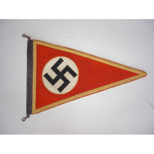 Vehicle Pennant # 811